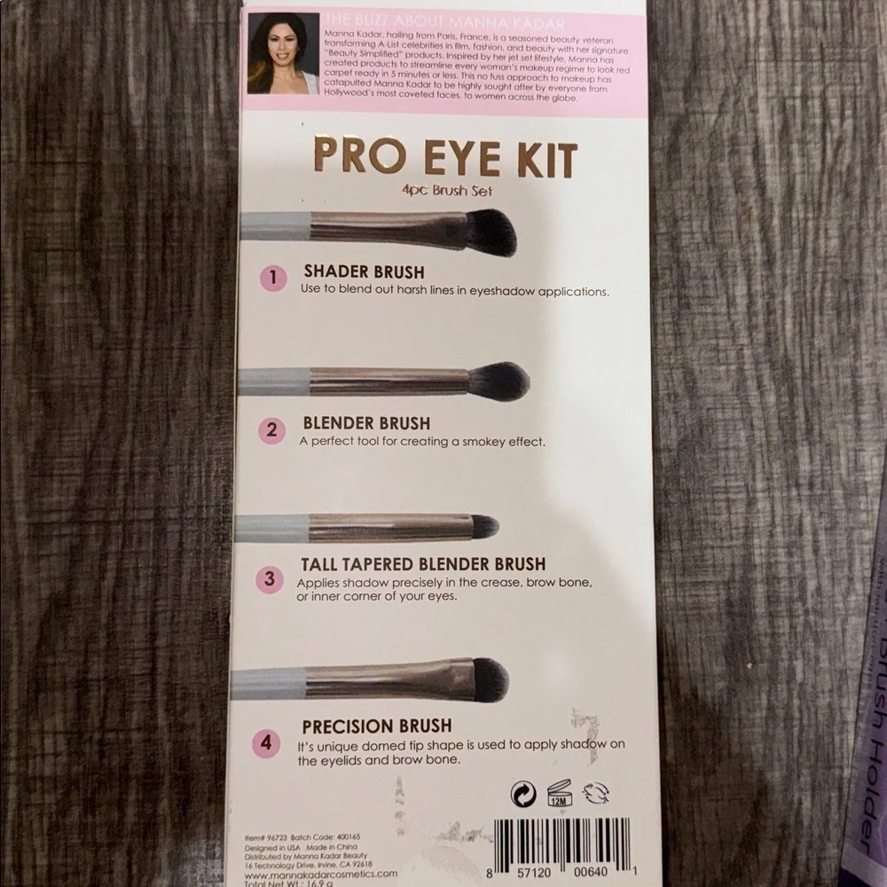 4-Piece Pro Eye Brush Set + Makeup Brush Cleaning Pad & Holder with Suction Cup